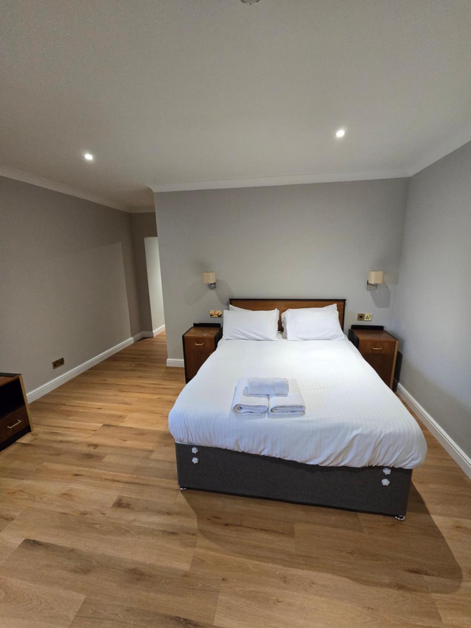Staindrop By Hamlet Hotels Sheffield Exterior photo